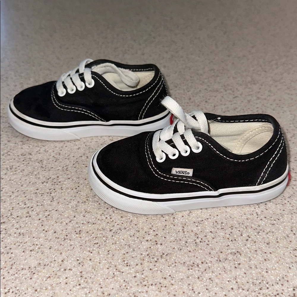 VANS Classic Black Sneakers Shoes size 6 - Picture 3 of 7